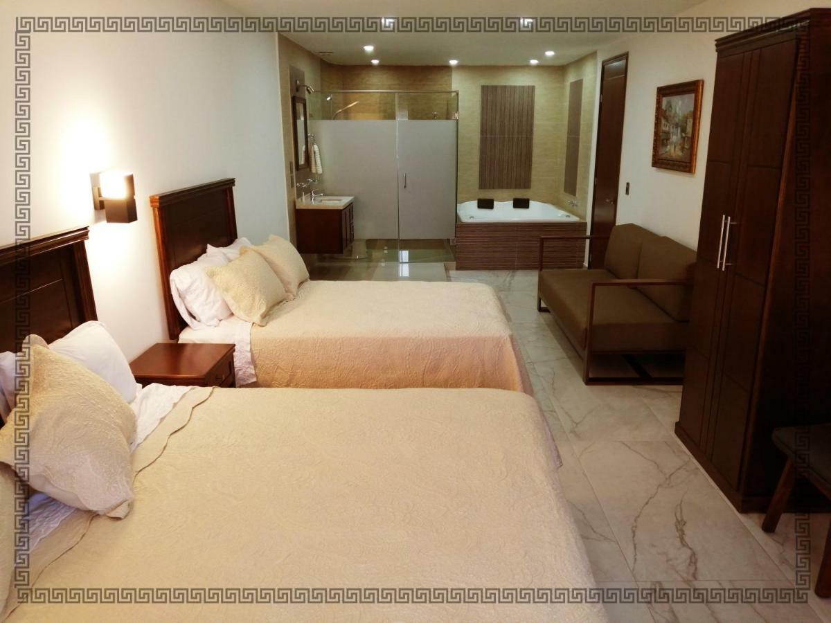 Hotel Real Victoria Tepatitlan de Morelos Exterior photo